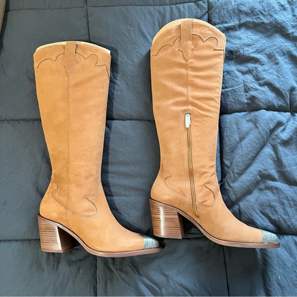 NWB. Dolce Vita Kamryn Women’s Boots - Picture 3 of 13